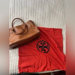 Tory Burch Robinson Tote